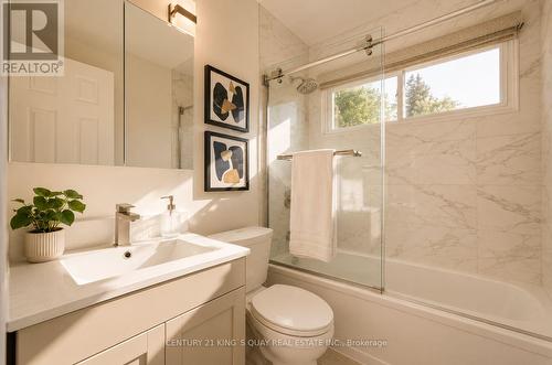 176 Felix Road, Richmond Hill, ON - Indoor Photo Showing Bathroom
