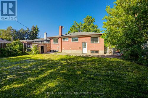 176 Felix Road, Richmond Hill, ON - Outdoor