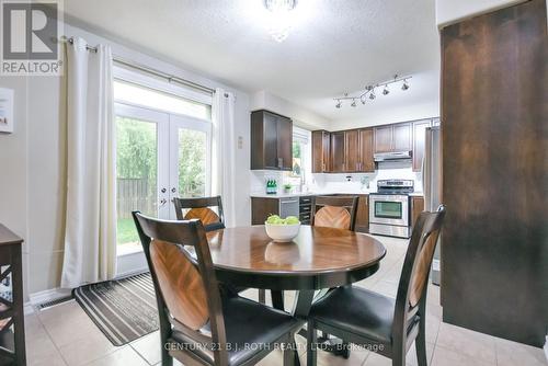 Eat in kitchen for convenience - 20 Falcon Crescent, Barrie, ON - Indoor Photo Showing Dining Room