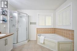Soaker tub! - 