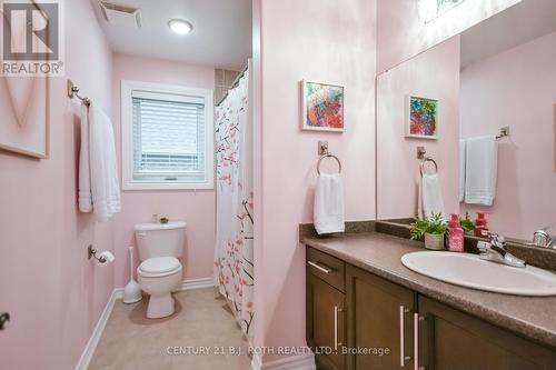 4pc bathroom - 20 Falcon Crescent, Barrie, ON - Indoor Photo Showing Bathroom