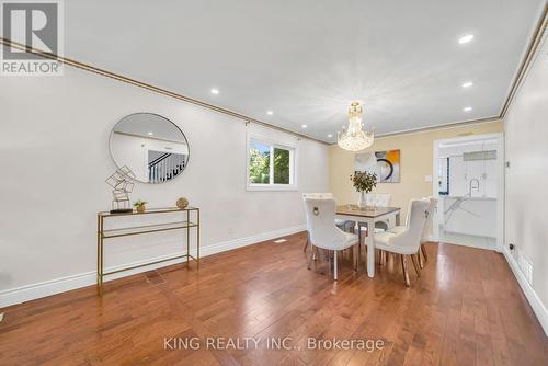 2606 Ambercroft Trail, Mississauga, ON - Indoor Photo Showing Dining Room