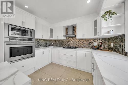 2606 Ambercroft Trail, Mississauga, ON - Indoor Photo Showing Kitchen