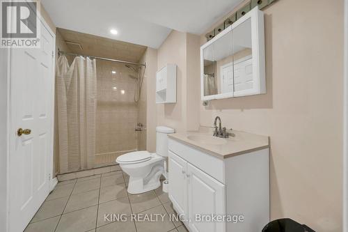 2606 Ambercroft Trail, Mississauga, ON - Indoor Photo Showing Bathroom