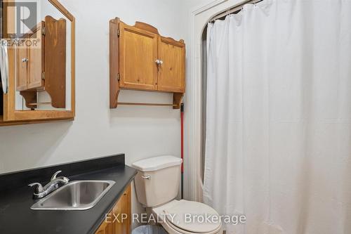 3 - 1378 Three Mile Lake Road, Muskoka Lakes (Watt), ON - Indoor Photo Showing Bathroom