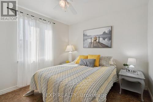 3 - 1378 Three Mile Lake Road, Muskoka Lakes (Watt), ON - Indoor Photo Showing Bedroom