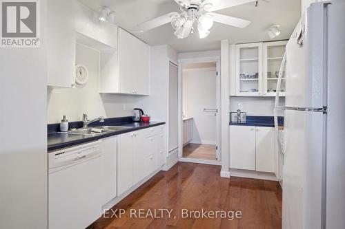 3 - 1378 Three Mile Lake Road, Muskoka Lakes (Watt), ON - Indoor Photo Showing Kitchen With Double Sink