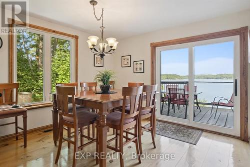 3 - 1378 Three Mile Lake Road, Muskoka Lakes (Watt), ON - Indoor Photo Showing Dining Room