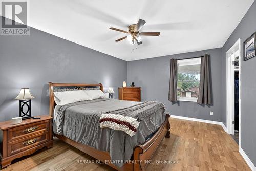 210 Hill Street, Central Huron (Clinton), ON - Indoor Photo Showing Bedroom