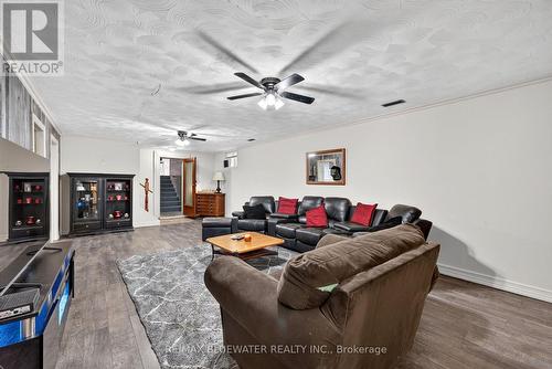 210 Hill Street, Central Huron (Clinton), ON - Indoor