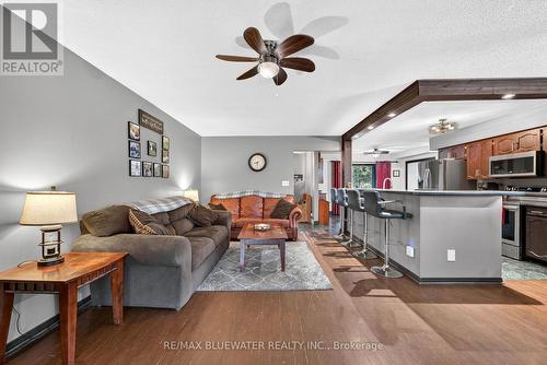 210 Hill Street, Central Huron (Clinton), ON - Indoor Photo Showing Other Room