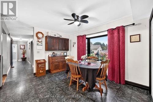 210 Hill Street, Central Huron (Clinton), ON - Indoor Photo Showing Dining Room