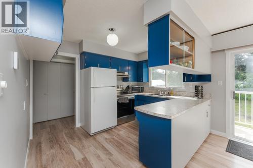 4183 Weisbrod Road, Prince George, BC - Indoor Photo Showing Kitchen With Double Sink