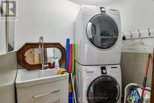 1887 Ellis Road, Severn (Coldwater), ON - Indoor Photo Showing Laundry Room