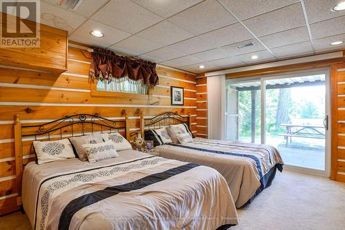 1887 Ellis Road, Severn (Coldwater), ON - Indoor Photo Showing Bedroom