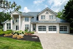 44 ST ANDREW'S Drive Brantford, ON N3T 6H3