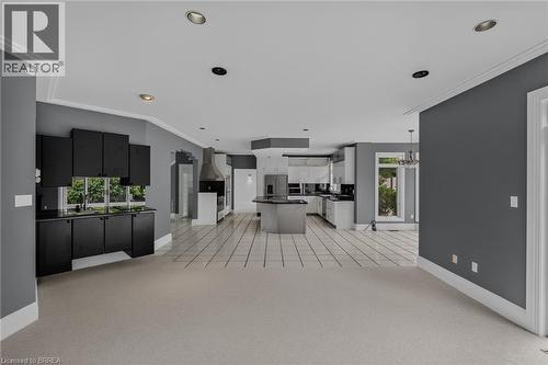 44 St Andrew'S Drive, Brantford, ON - Indoor Photo Showing Other Room