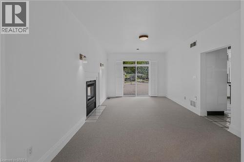 44 St Andrew'S Drive, Brantford, ON - Indoor Photo Showing Other Room