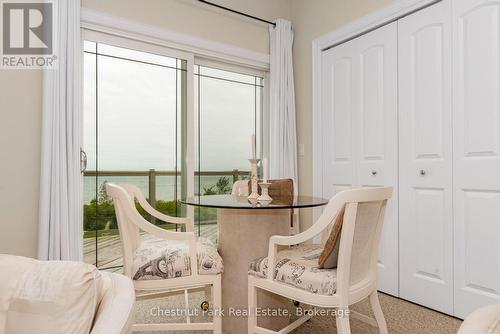 Watch the boats go by - 133 Lakeshore Road E, Blue Mountains, ON - Indoor