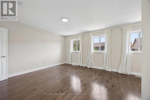 132 Banting Crescent, Essa, ON - Indoor Photo Showing Other Room