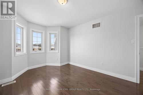 132 Banting Crescent, Essa, ON - Indoor Photo Showing Other Room