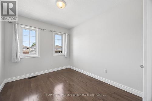 132 Banting Crescent, Essa, ON - Indoor Photo Showing Other Room