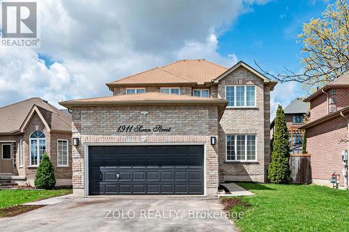 1911 Swan Street, Innisfil, ON - Outdoor With Facade