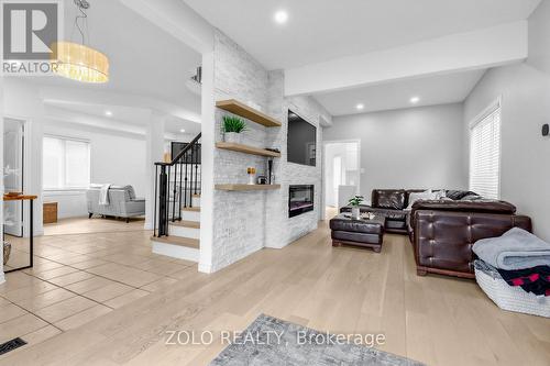 1911 Swan Street, Innisfil, ON - Indoor With Fireplace