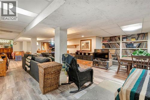 1335 Laurier Drive, Lasalle, ON - Indoor