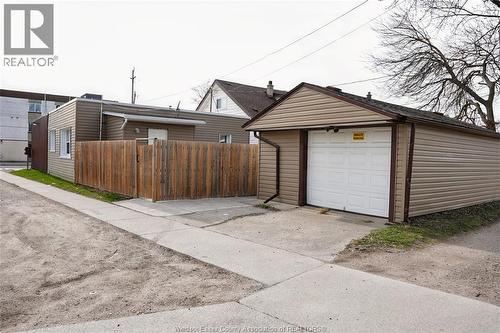 1086-1090 Felix, Windsor, ON 