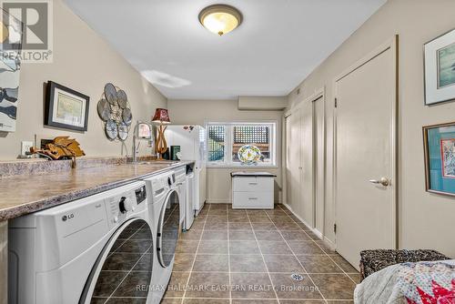 1052 Tedford Lane, Douro-Dummer, ON - Indoor Photo Showing Laundry Room