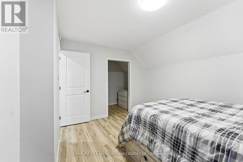 115 Ridley Street, Prince Edward County (Ameliasburg Ward), ON - Indoor Photo Showing Bedroom