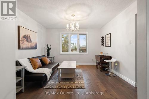 310 Bridge Street W, Belleville (Belleville Ward), ON - Indoor Photo Showing Other Room