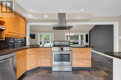3644 Shadow Creek Road, Severn, ON - Indoor Photo Showing Kitchen