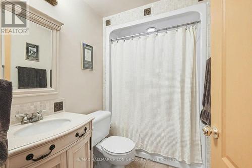 5029 Canaan Road, Clarence-Rockland, ON - Indoor Photo Showing Bathroom