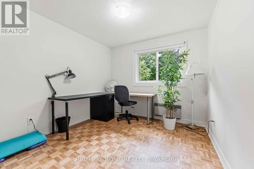 73 Hobart Crescent, Ottawa, ON - Indoor