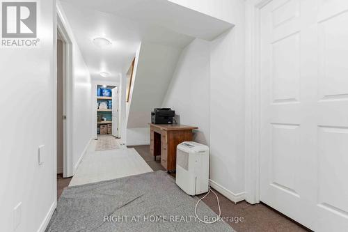 73 Hobart Crescent, Ottawa, ON - Indoor Photo Showing Other Room