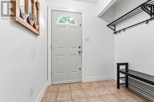 73 Hobart Crescent, Ottawa, ON - Indoor Photo Showing Other Room