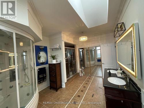 129 Lakeland Crescent, Richmond Hill, ON - Indoor