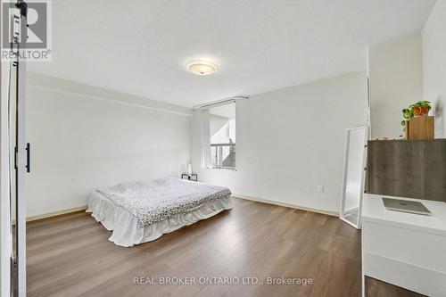 100 Canyon Avenue, Toronto, ON - Indoor Photo Showing Bedroom