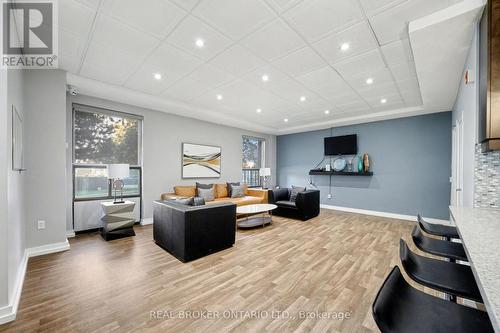 Rec room - 100 Canyon Avenue, Toronto, ON - Indoor