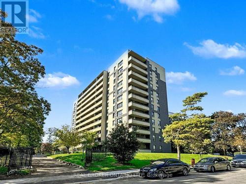 100 Canyon Avenue, Toronto, ON - Outdoor With Balcony With Facade