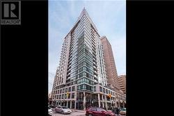 2001 - 1121 BAY STREET Toronto, ON M5S 3L9