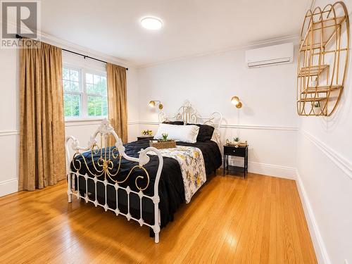 164 Palace, Sault Ste. Marie, ON - Indoor Photo Showing Bedroom