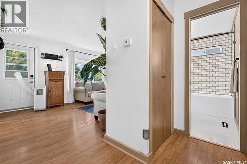 1032 Lillooet Street W, Moose Jaw, SK - Indoor Photo Showing Other Room