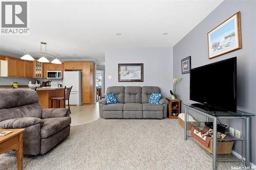 28 Rosedale Avenue, Katepwa Beach, SK - Indoor Photo Showing Living Room