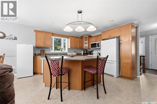 28 Rosedale Avenue, Katepwa Beach, SK - Indoor Photo Showing Kitchen