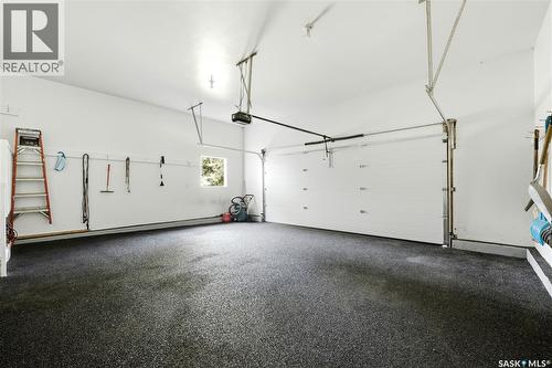 28 Rosedale Avenue, Katepwa Beach, SK - Indoor Photo Showing Garage