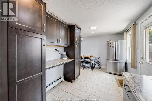 10395 Caledon Court, Windsor, ON - Indoor Photo Showing Kitchen