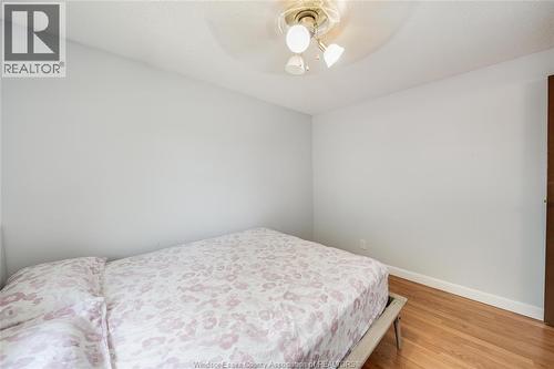 10395 Caledon Court, Windsor, ON - Indoor Photo Showing Bedroom
